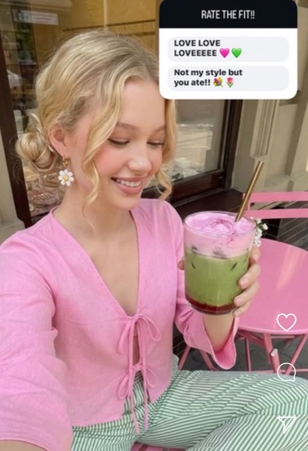 Instagram Story: rate the fit poll